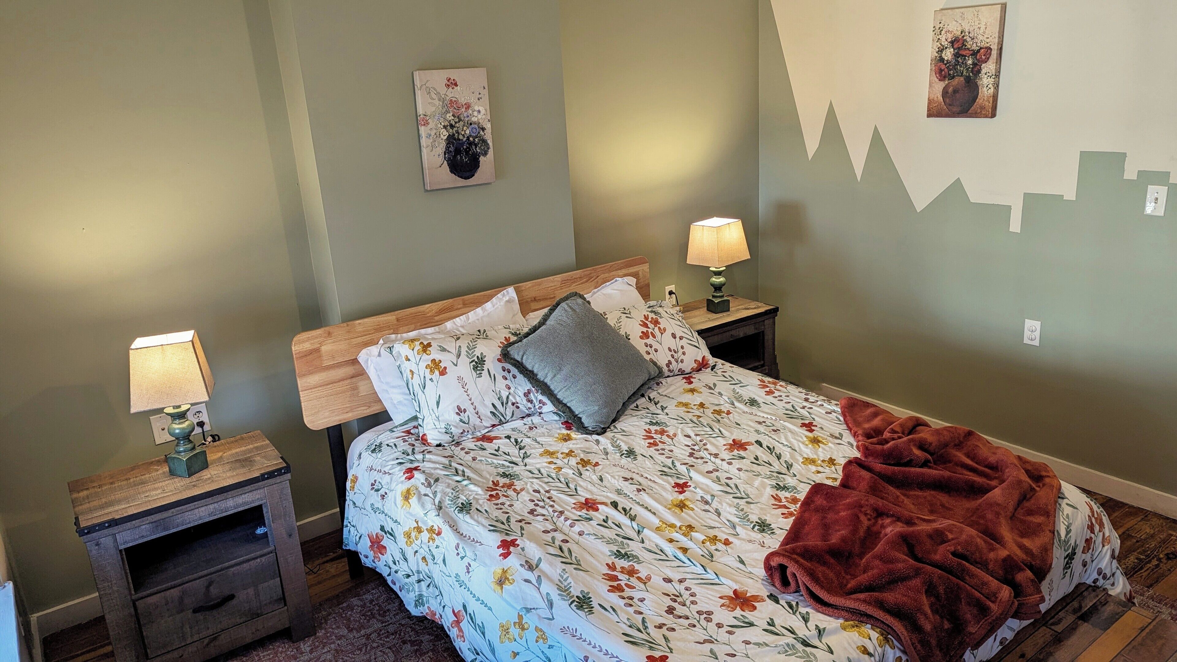 1 bedroom, desk, iron/ironing board, travel crib