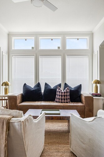 The Trendsetter: Cozy Farmhouse near Round Top