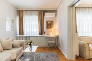 Apartment, Balcony, Sea View | 3 bedrooms, free WiFi - Etoile by halu! Chic apartment (Thessaloniki)