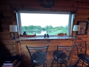 Interior - Little Lake Louise (Lucas)