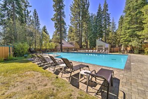 Interior - Steps to Lake: Scenic Carnelian Bay Retreat (Carnelian Bay)