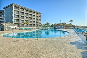 Apartment (0 Bedroom) | Interior - Ocean View Myrtle Beach Resort Condo w/ Pools (Myrtle Beach)