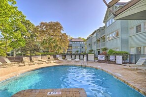Interior - Oceanfront Resort Condo w/ Balcony in Myrtle Beach (Myrtle Beach)