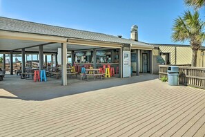 Apartment (0 Bedroom) | Interior - Ocean View Myrtle Beach Resort Condo w/ Pools (Myrtle Beach)