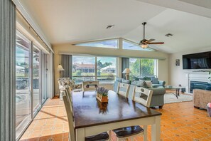 Interior - Dog-friendly Cape Coral Home: On-site Canal Access (Cape Coral)