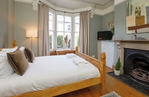 5 bedrooms - Minster House - Group Hot Tub (York)