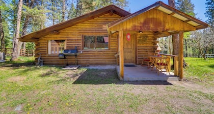 Rural Rexford Cabin, 2 Mi to Lake Koocanusa