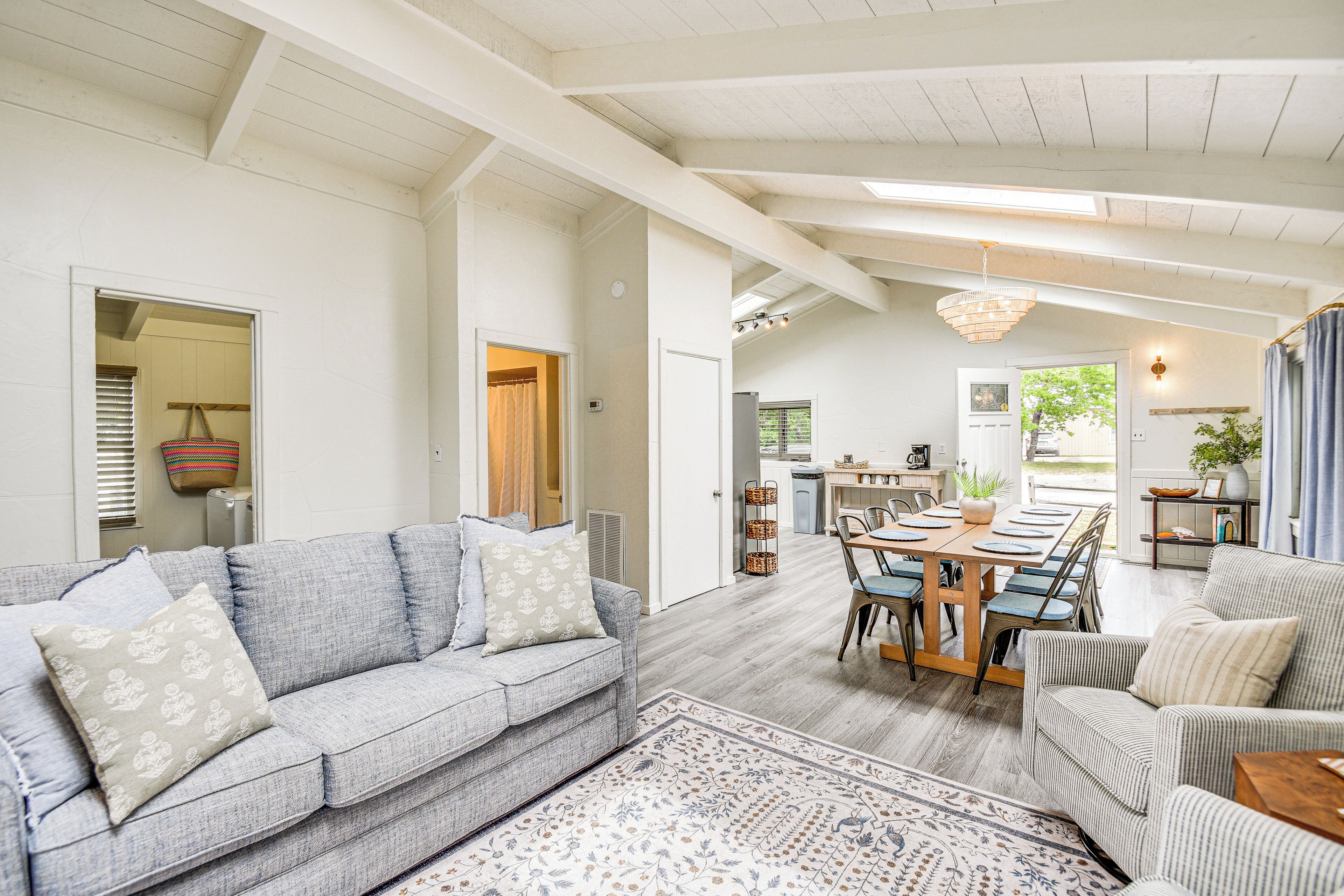 House (3 Bedrooms) | Front of property