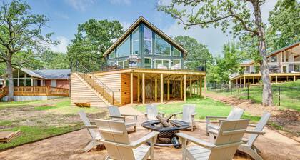 Dock & Fire Pit: Cedar Creek Lakefront Retreat!