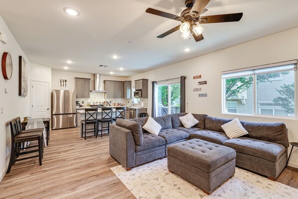 Talo (4 Bedrooms) | Sisätilat