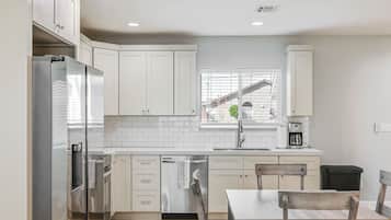 House (1 Bedroom) | Interior