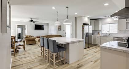Quaint Hughson Vacation Rental, Walk to Downtown!