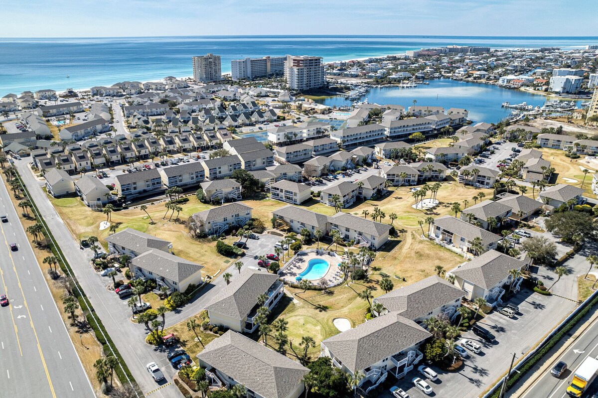 Photo 48 of SPC 2147 2 bed Dog Friendly w/Gulf Views
