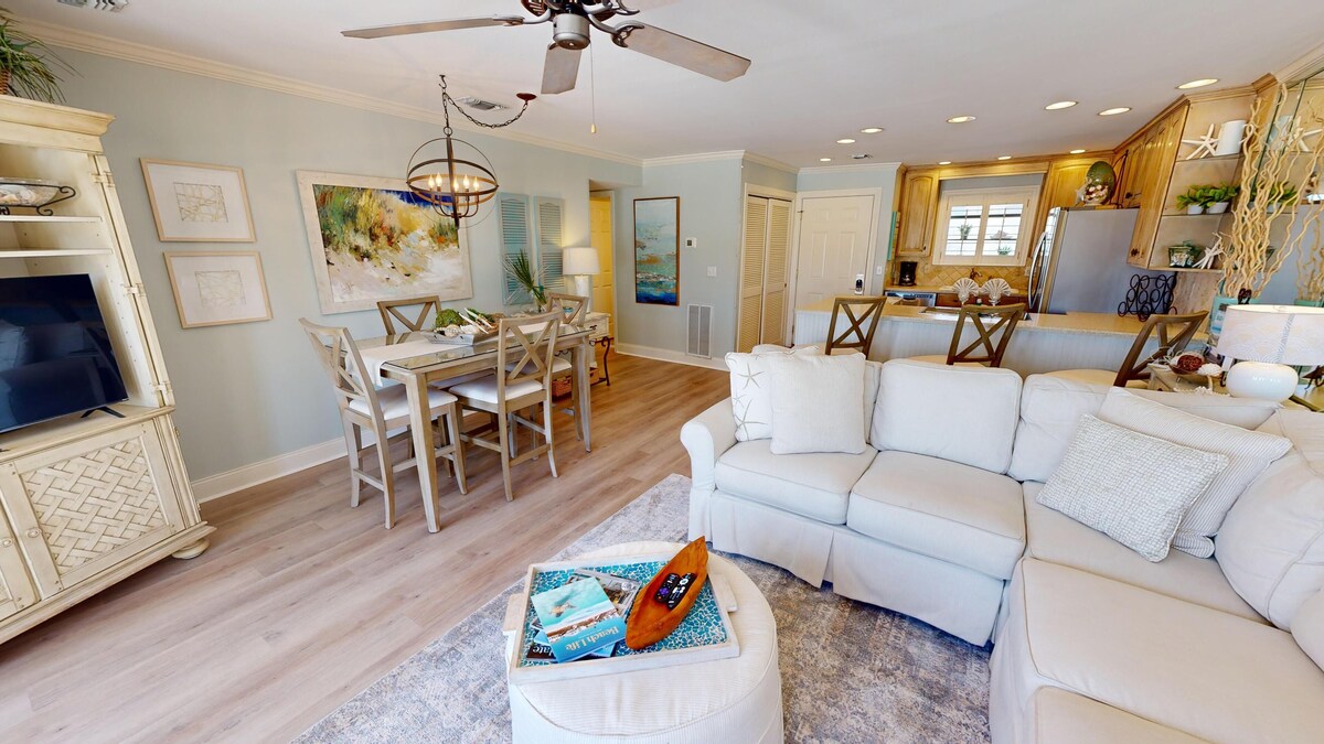 Photo 8 of SPC 2147 2 bed Dog Friendly w/Gulf Views