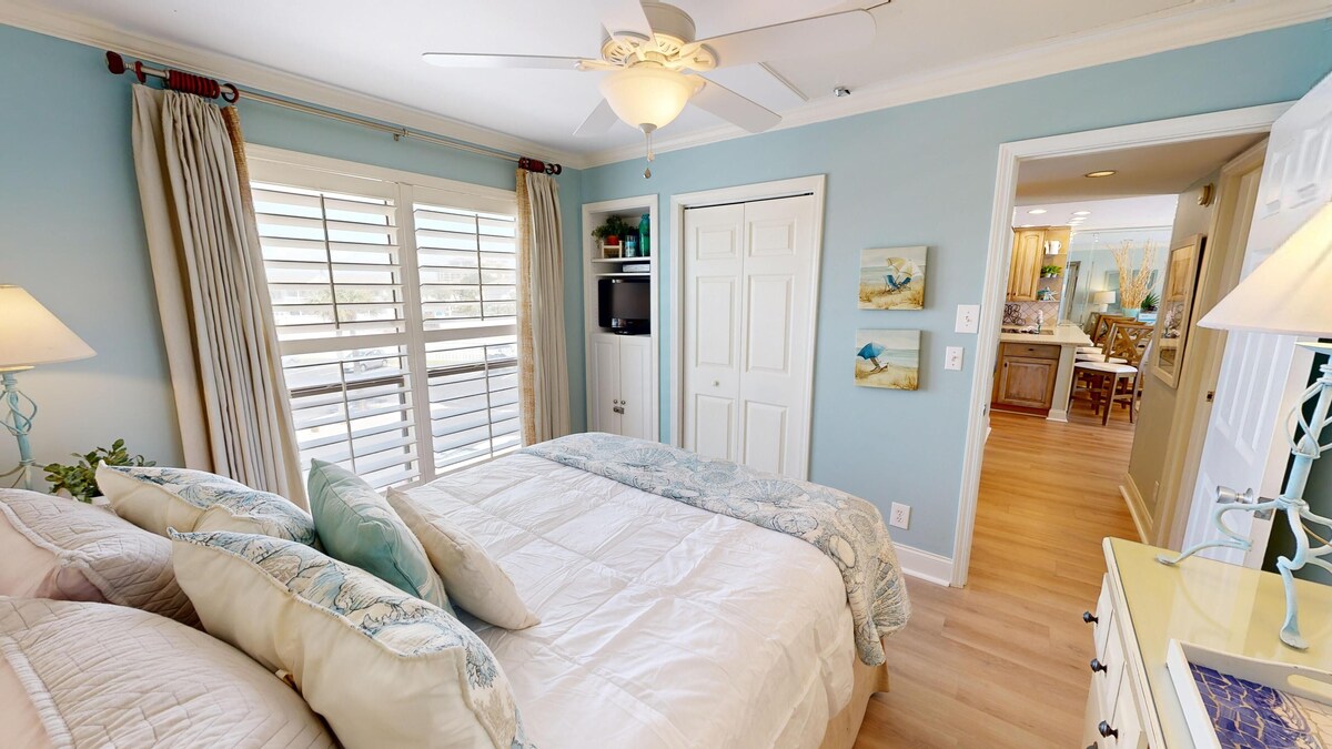 Photo 23 of SPC 2147 2 bed Dog Friendly w/Gulf Views