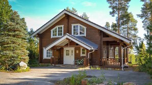 Casa rural Comfort, vistes al llac | 4 dormitoris, planxa i posts de planxar i wifi gratuïta 