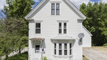 Apartment, 2 Bedrooms | Exterior