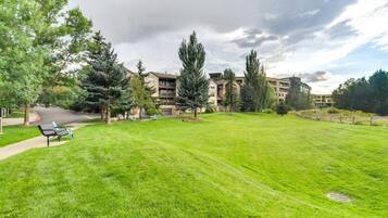 Condo, 2 Bedrooms | Golf