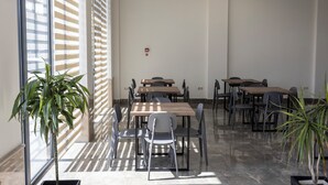 Ảnh chưa phân loại, 2 trong số 29 ảnh, nút