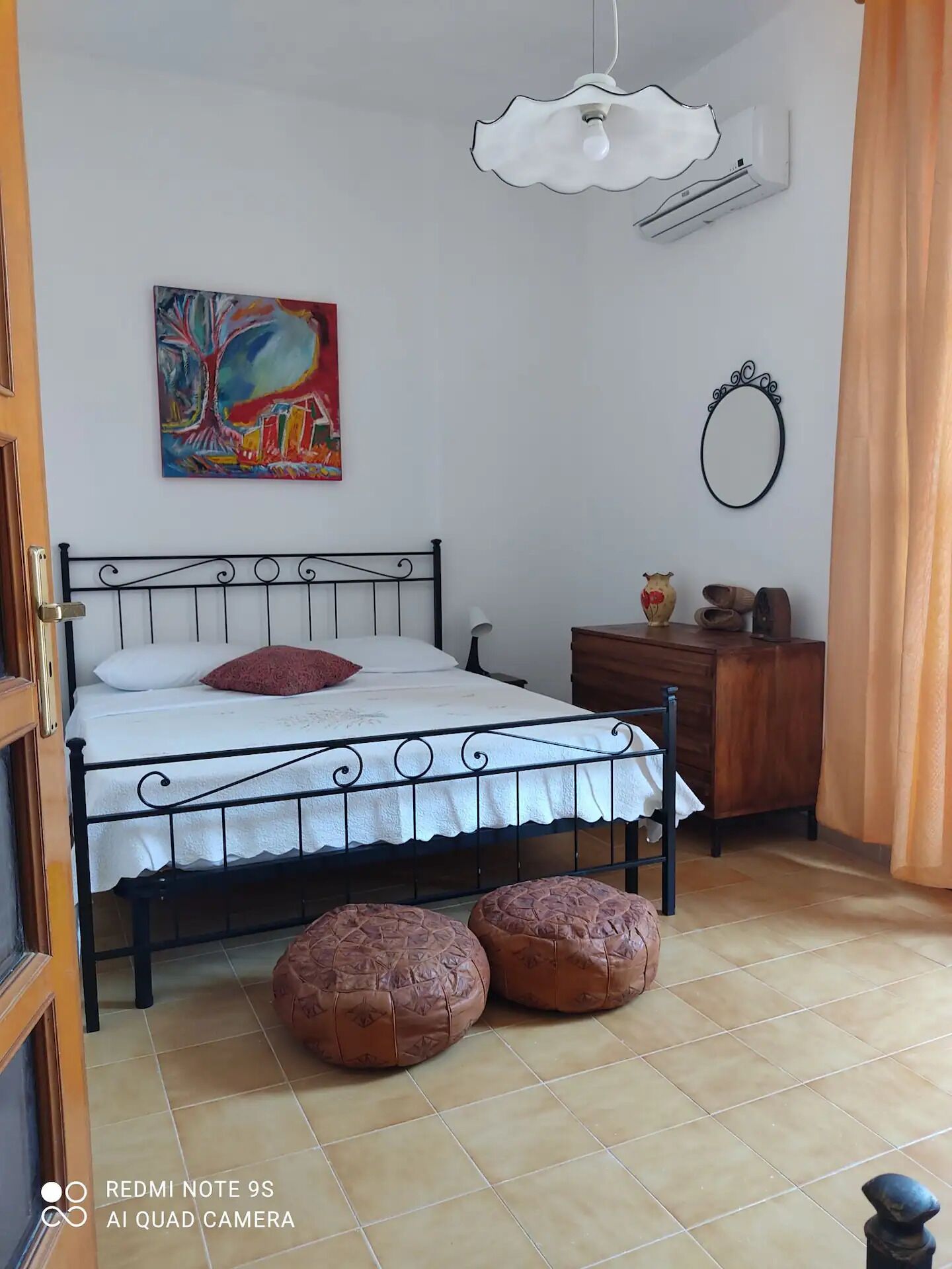 4 bedrooms, WiFi, bed sheets