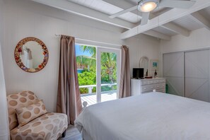 2 bedrooms, iron/ironing board, WiFi, bed sheets - Finders Keepers - Centrally Located Bahamian Cottage Steps From The Beach (Elbow Cay)