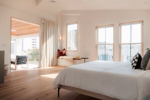 9 soverom, strykejern/-brett, reiseseng for barn og wi-fi (inkludert)