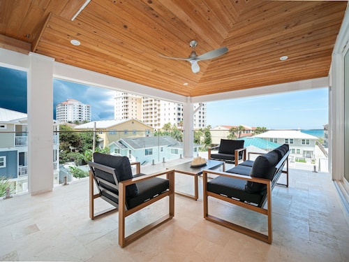 2 Luxury Villas 2 Pools Steps to Beach Ocean Views