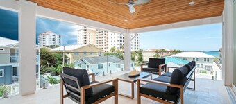 2 Luxury Villas 2 Pools Steps to Beach Ocean Views