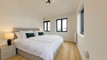 Dúplex de lujo, vista a la ciudad | 3 habitaciones, tabla de planchar con plancha y wifi gratis