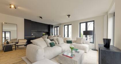 Designer flat 3BR & Mini Golf