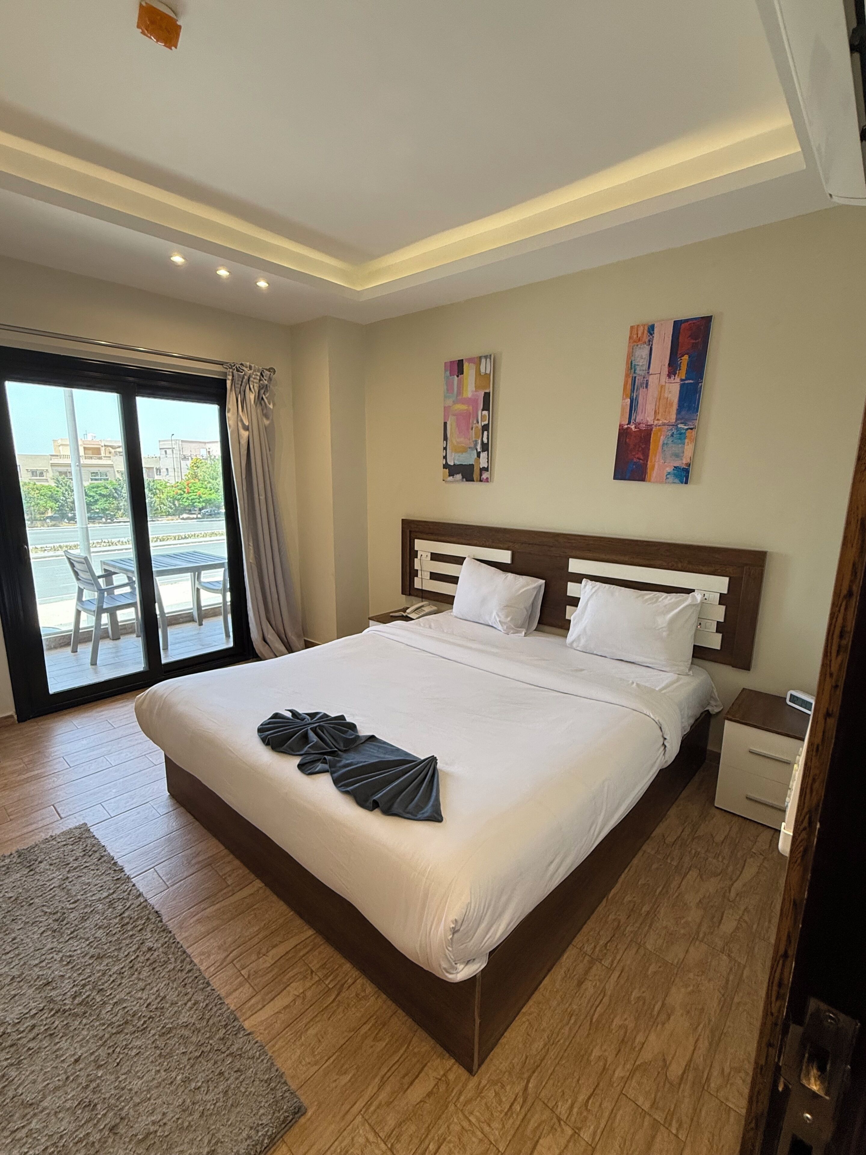 In-room safe, soundproofing, iron/ironing board, free WiFi