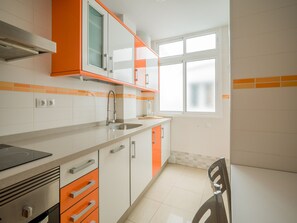 Refrigerador, microondas, horno y lavavajillas 