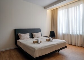 Apartamento familiar | Escritorio, sistema de insonorización, wifi gratis