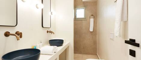 Hair dryer, towels