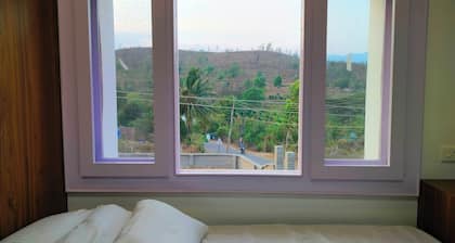 Peaceful room for a family in scenic Attapadi 15 minutes from Silent Valley