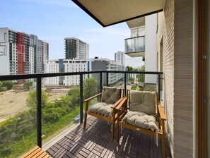 Apartment, 2 Schlafzimmer, Balkon | Balkon