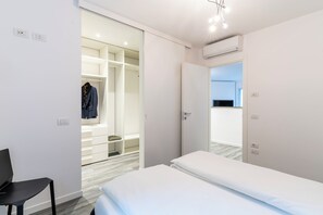 2 多间卧室、熨斗/熨衣板、WiFi、床单