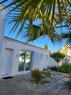 Property grounds - Maison Plain Pied 4 Pers A 50 M DE LA Plage Avec Parking Prive (Rivedoux-Plage)