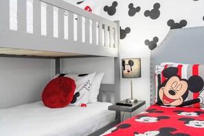 4 bedrooms, desk, iron/ironing board, travel cot