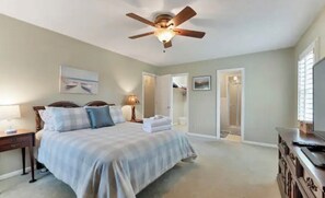 3 habitaciones, tabla de planchar con plancha, wifi y ropa de cama