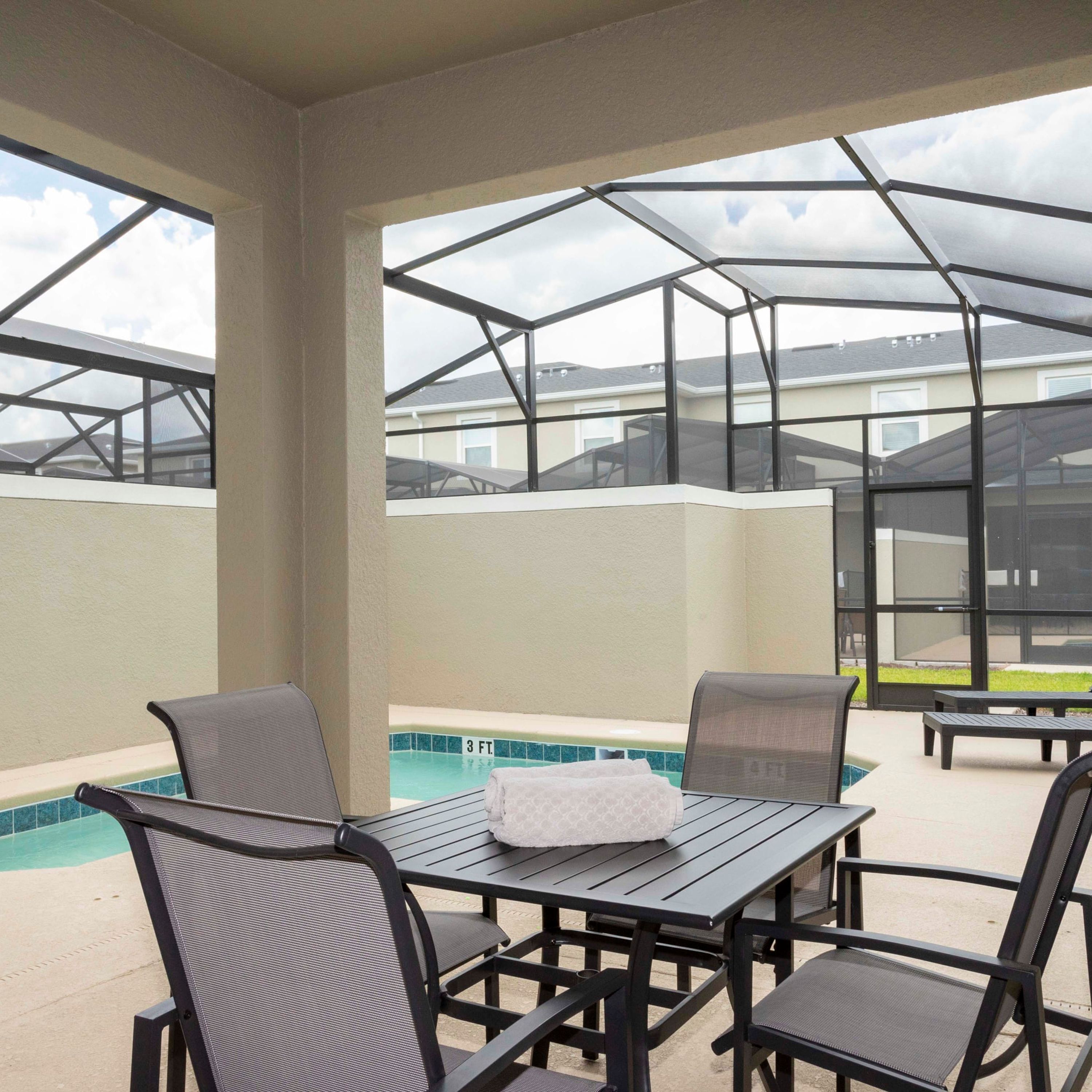 Gorgeous 4 Bd Close to Disney w  Pool   Storey Lake Resort 4243