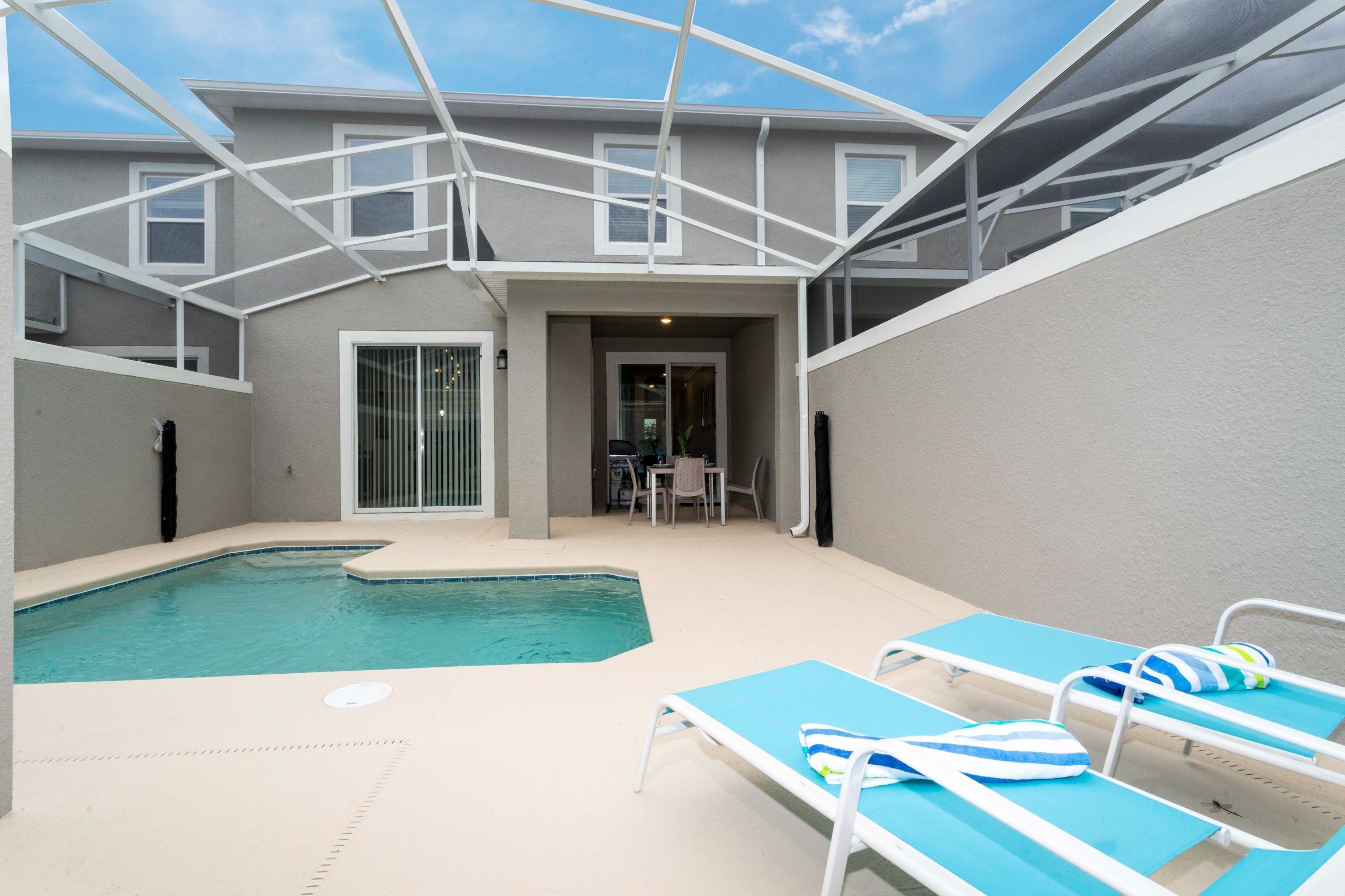 Stunning 4 Bd w  Pool Close to Disney at Champions Gate 1158