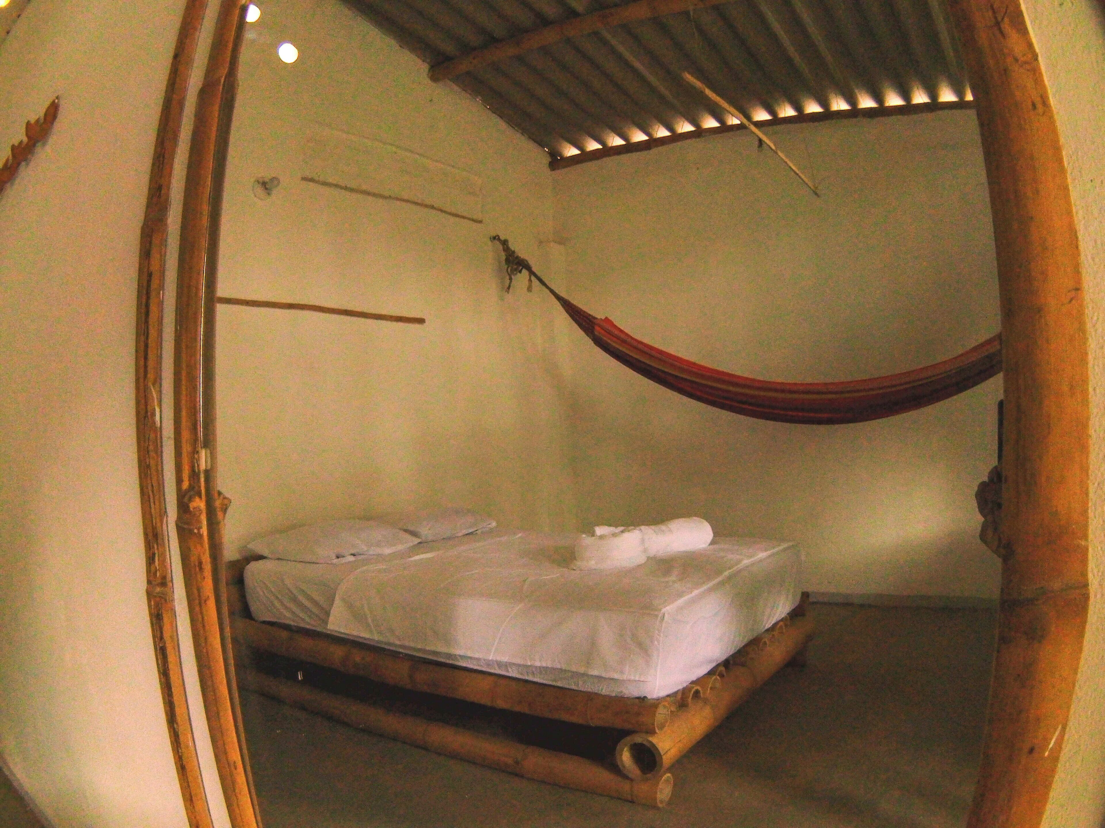 2 dormitorios, wifi gratis, ropa de cama