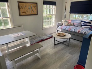 TV connectée, lecteur de DVD, chaîne hi-fi