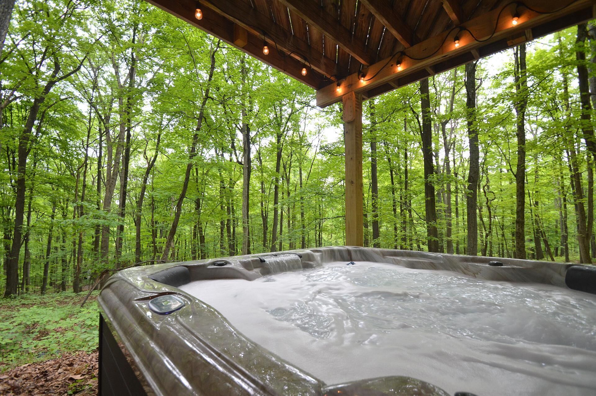 House, Multiple Beds (Bobcat 22 - The Mountains are Calling) | Property grounds