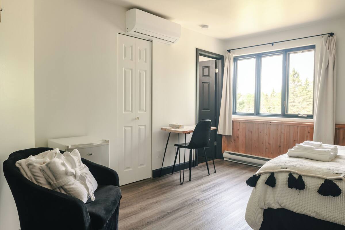 Habitación clásica, vista a la montaña | Wifi gratis