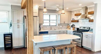 Beachfront Home, Pet Friendly, Golf Cart Included, Overlooking the Atlantic, 706 Red Drum