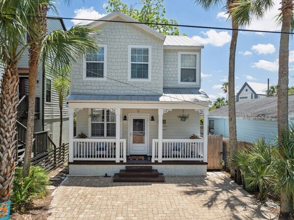 Exterior - Southern Charmer|Private Backyard|Walk to Downtown (Saint Augustine)