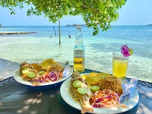 Dining - Hotel Tintipan (Isla Tintipán)