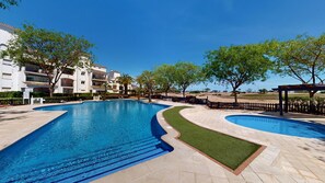 صورة غير مصنفة، 2 من 22، زرّ